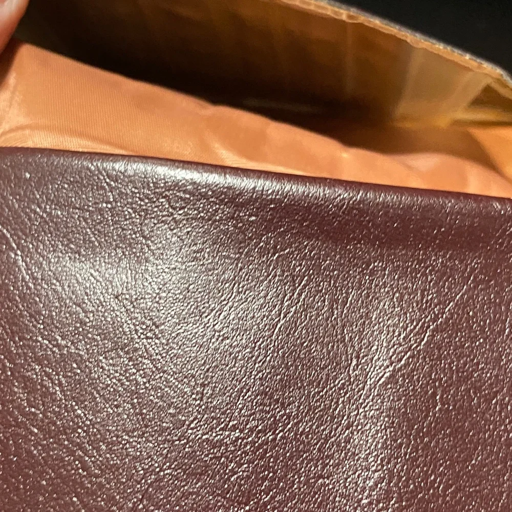 Elegant Rolf’s vintage Burgundy checkbook Leather women’s Wallet